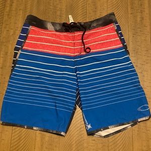 Oakley 0 stretch. Size 33 waist. Hardly been worn